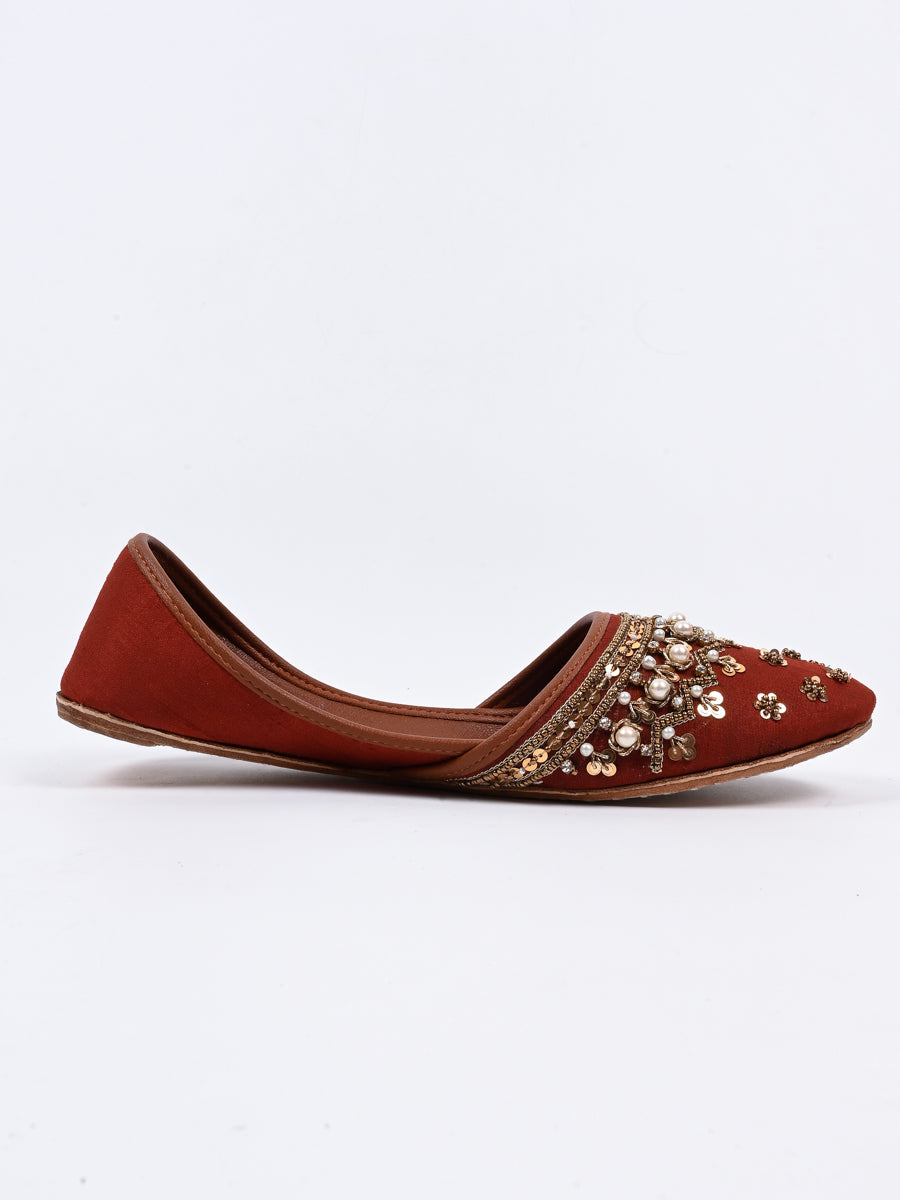 Women's Maroon Leather Khussa Hand Crafted With Tilla (6812331835532)