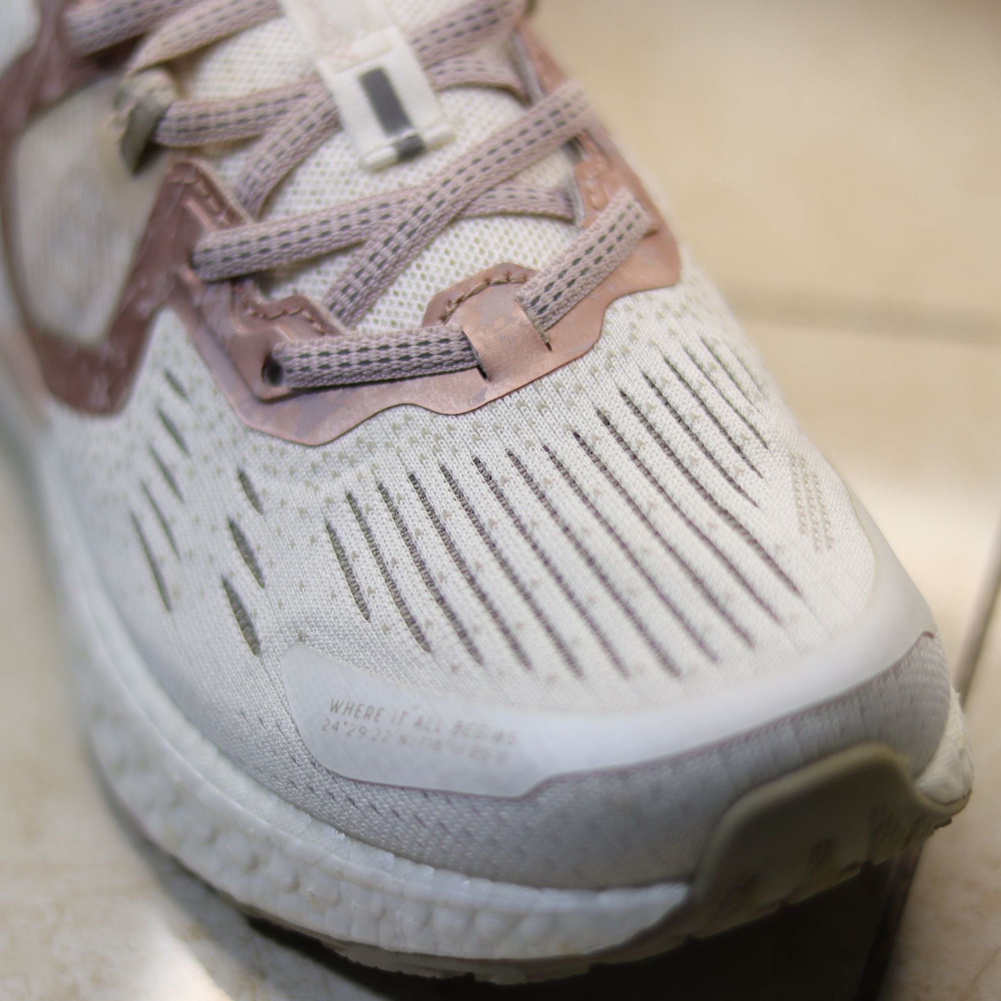X38 - Women's Dynamic Foam Running Shoe by Xtep®
